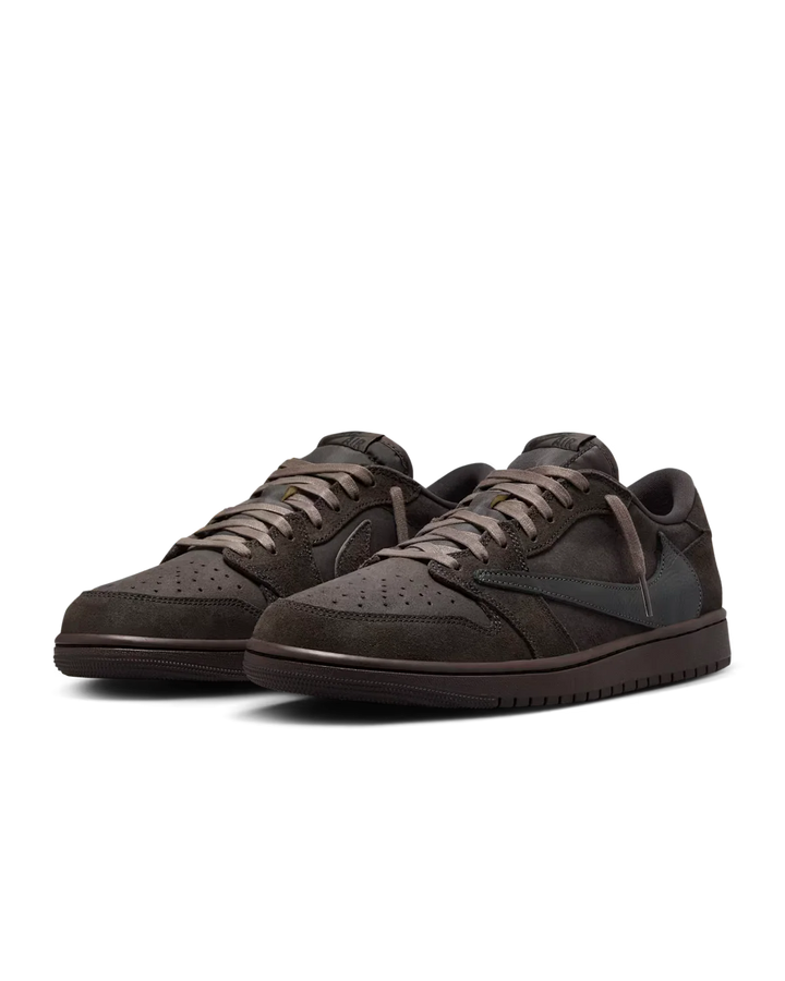 VELVET BROWN SNEAKERS
